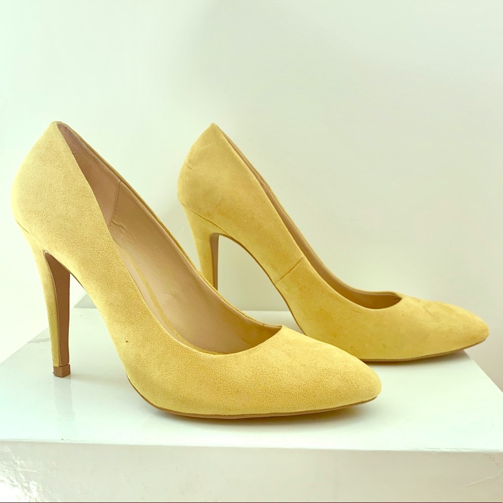 Lemon yellow heels from Zara 🍋 Size 10